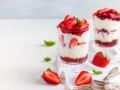 "Tous en cuisine" : la recette des fraises à la rose, chantilly et fromage blanc de Cyril Lignac