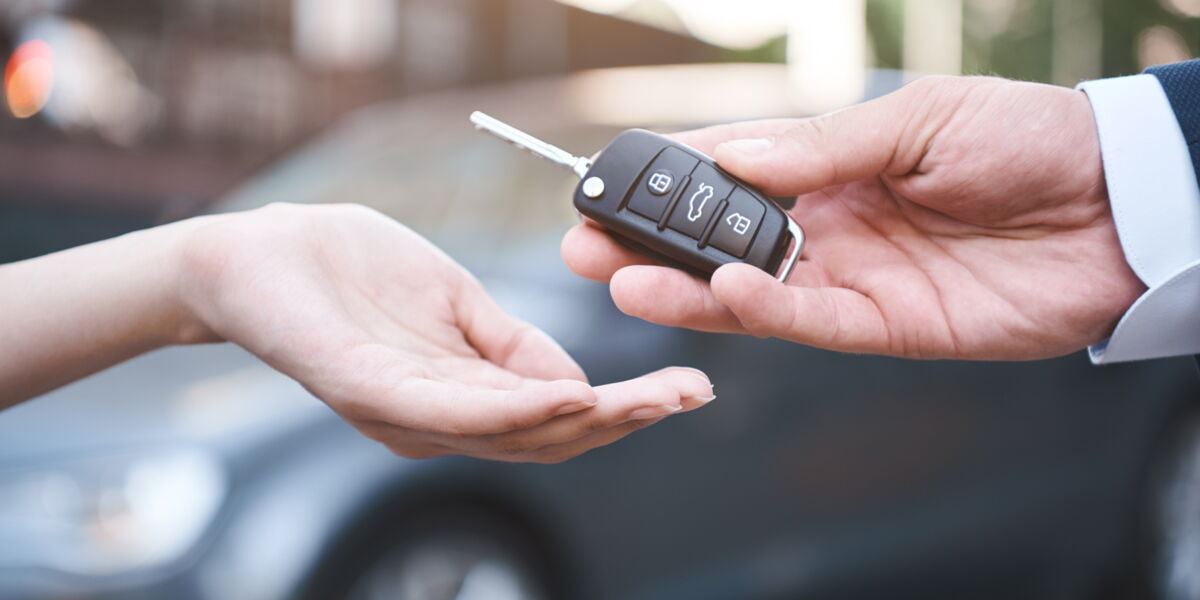 Prime A La Casse Comment Beneficier Des 3000 Euros Pour L Achat D Une Nouvelle Voiture Femme Actuelle Le Mag