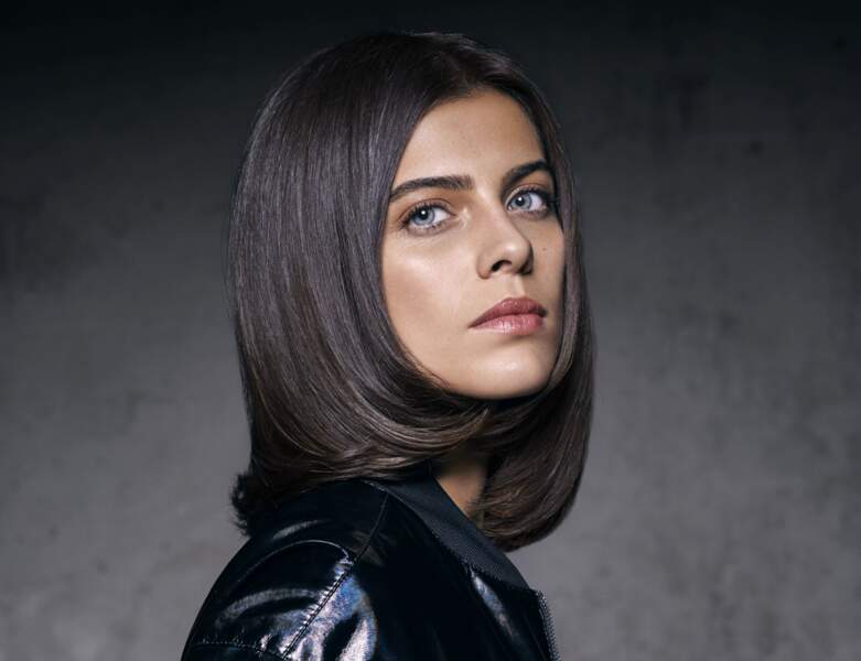 Lisse Droit Carré Mi Long Carré mi-long : la coupe de cheveux tendance 2020 - Femme Actuelle