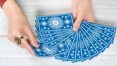 Oracle Lumière : signification des cartes et comment le tirer ? : Femme  Actuelle Le MAG