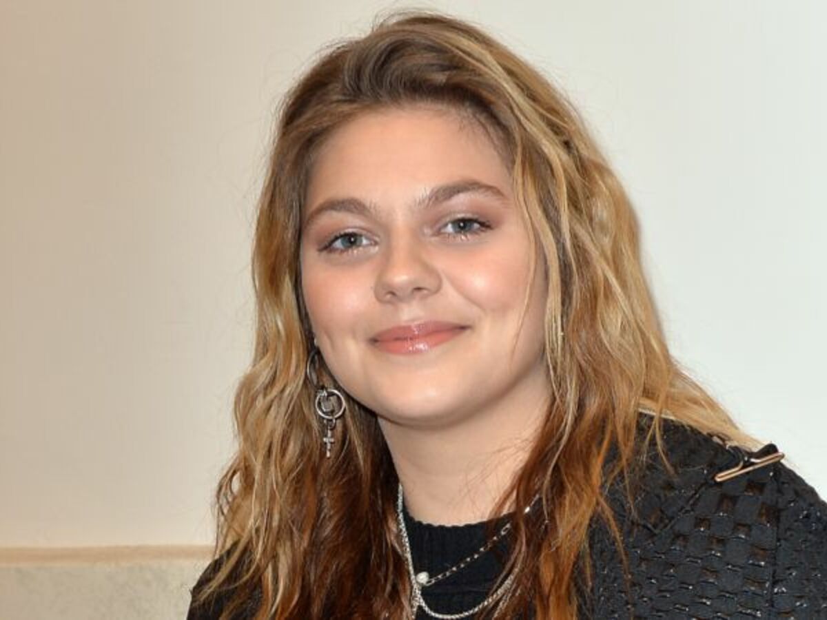 Louane maman : elle révèle (enfin) le prénom de sa fille