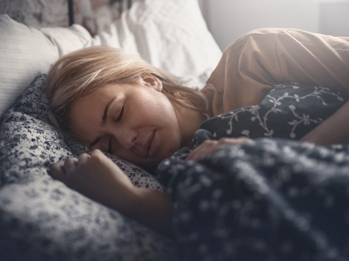 Bruits roses : connaissez-vous ces sons censés améliorer la qualité de  votre sommeil ? : Femme Actuelle Le MAG