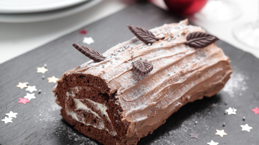 Buche Foret Noire Framboise Facile Decouvrez Les Recettes De Cuisine De Femme Actuelle Le Mag