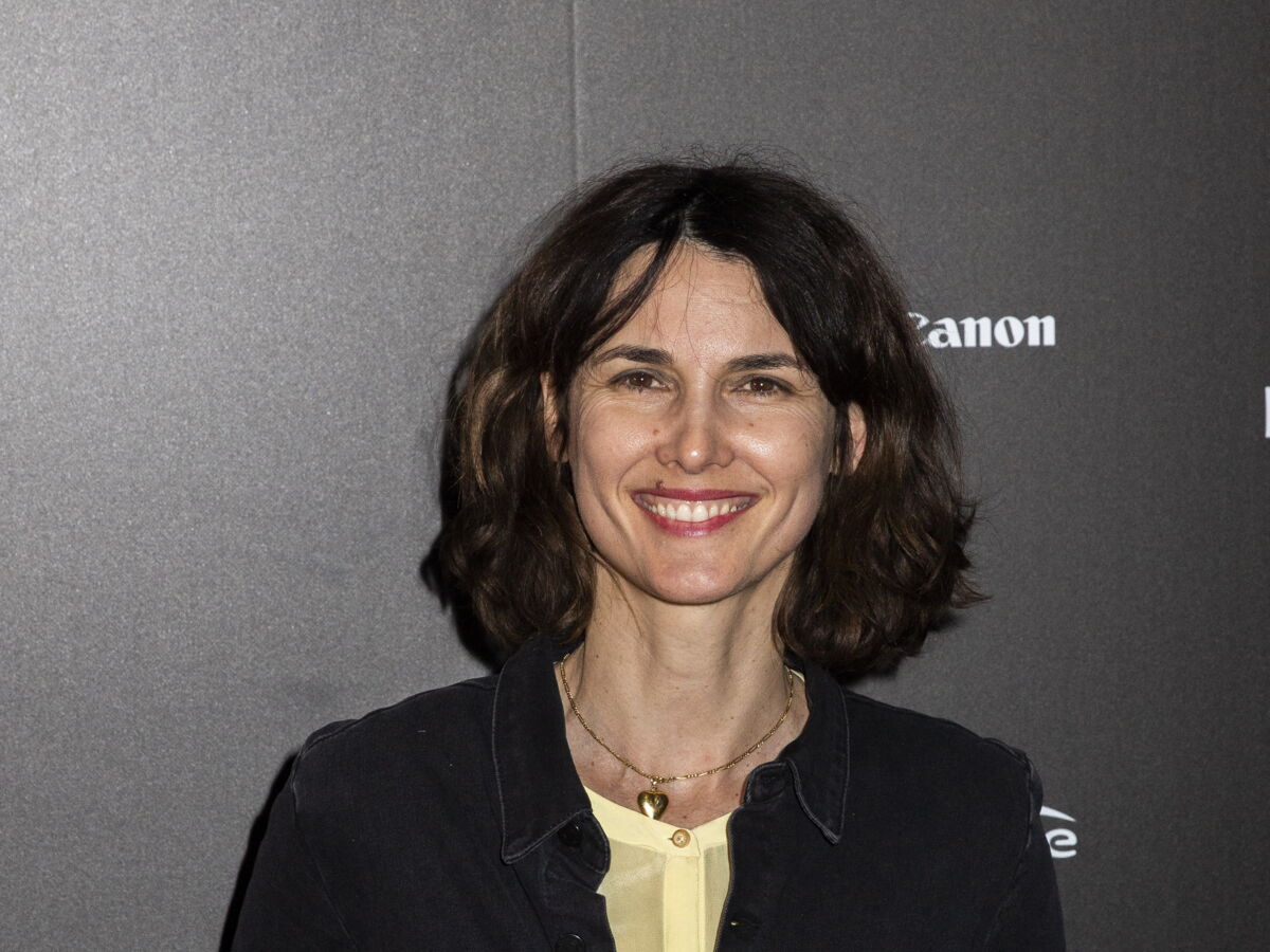 eglantine emeye partage une tendre photo de ses deux fils si differents femme actuelle le mag