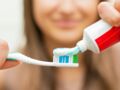 Substances toxiques dans les dentifrices : 60 millions de consommateurs liste les produits les plus sûrs
