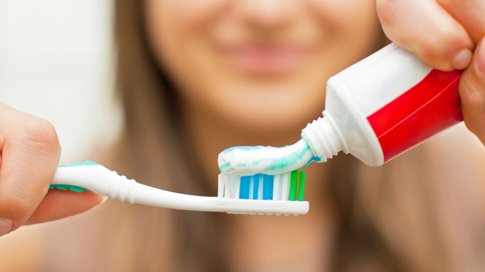 Substances toxiques dans les dentifrices : 60 millions de consommateurs liste les produits les plus sûrs