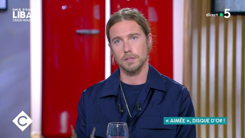 C à Vous" : Julien Doré s'en prend à Roselyne Bachelot et dénonce "sa  condescendance" envers Clara Luciani : Femme Actuelle Le MAG