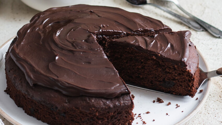 Gateau Moelleux Au Chocolat Et Aux Pruneaux D Igp Decouvrez Les Recettes De Cuisine De Femme Actuelle Le Mag