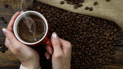 Les meilleures cafetières filtre pour amateurs de slow coffee - Notre  comparatif de janvier 2024 : Femme Actuelle Le MAG
