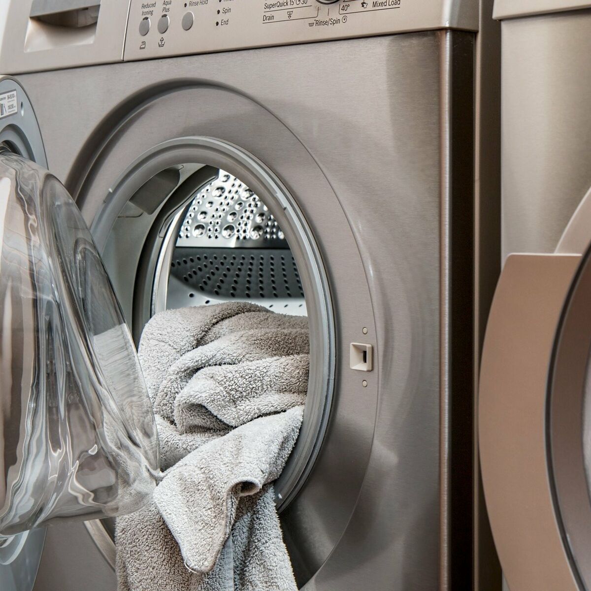 🧺 Comment contrôler le joint du hublot de votre lave-linge ? 