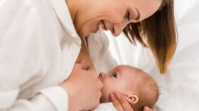 Quelle Quantite De Lait Donner A Bebe Femme Actuelle Le Mag