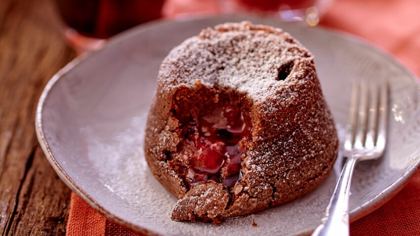 Moelleux Au Chocolat Au Lait Cœur De Framboise Decouvrez Les Recettes De Cuisine De Femme Actuelle Le Mag