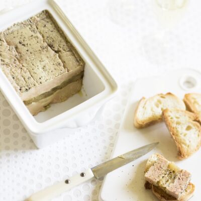 recettes des toasts de pain d'épices, foie gras mi-cuit et pickles