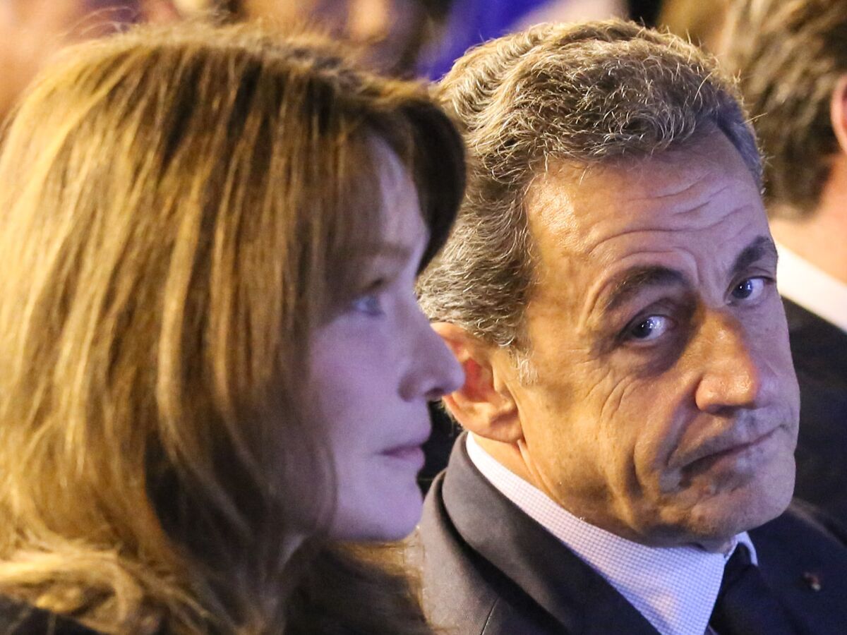 Nicolas Sarkozy ulcéré par le livre de Raphaël Enthoven qui évoque les fesses de Carla Bruni