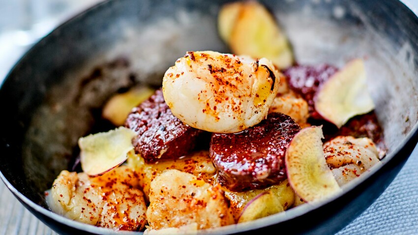 Poelee De Saint Jacques Au Boudin Noir Decouvrez Les Recettes De Cuisine De Femme Actuelle Le Mag