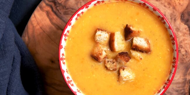 5 de nos meilleures recettes de soupes et de veloutés pour se réchauffer cet automne