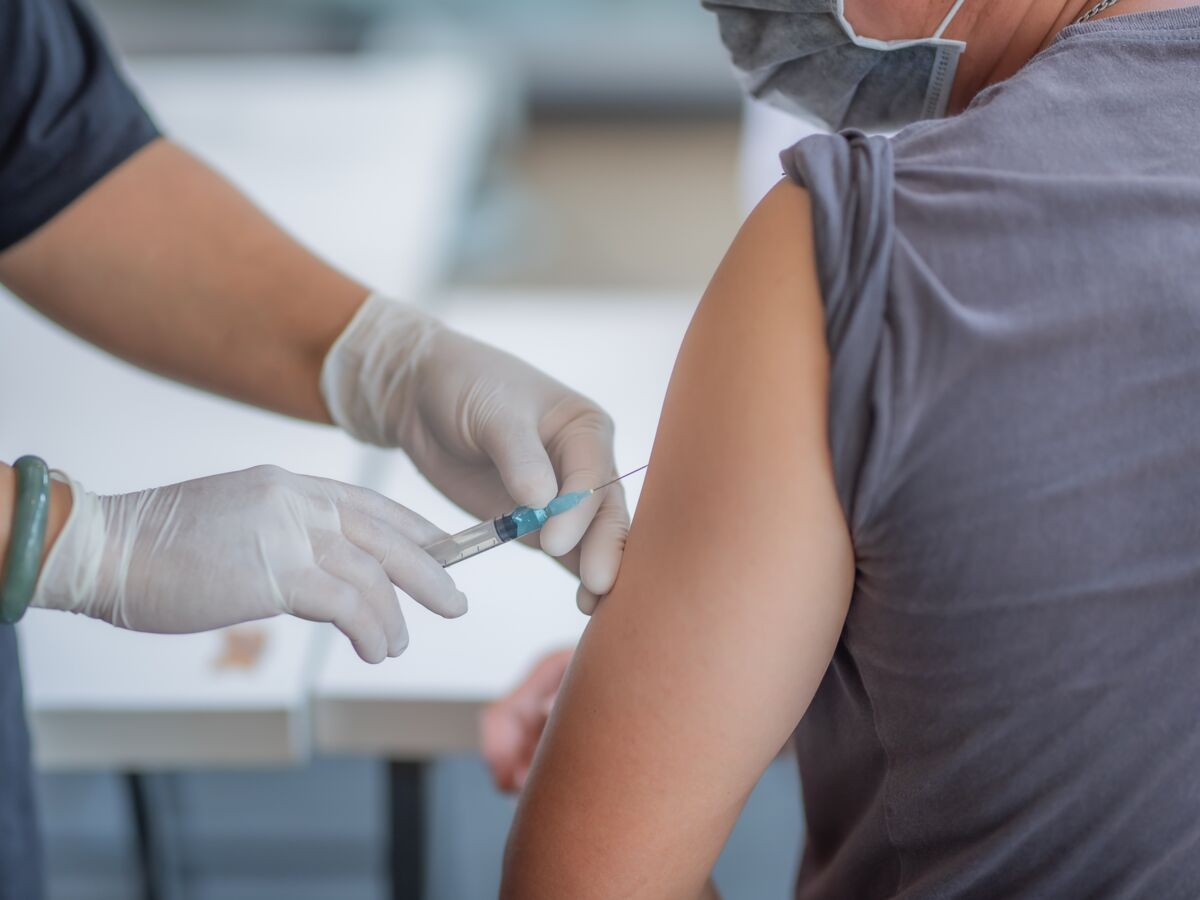 Vaccin contre la Covid-19 : découvrez quand ce sera votre tour, en seulement quelques clics !
