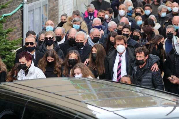 Christophe Dominici : les images bouleversantes de la cérémonie religieuse en hommage au joueur mort à 48 ans