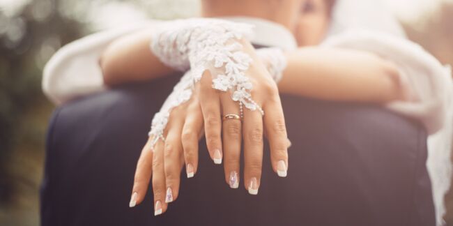 Alliance de mariage pour femme : 15 modèles magnifiques à moins de 200 euros