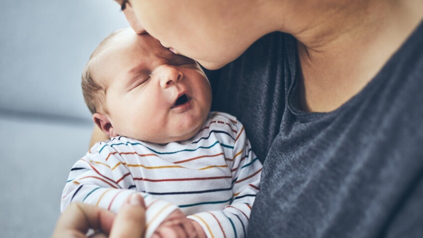 Vomissement De Bebe Quand Faut Il S Inquieter Femme Actuelle Le Mag