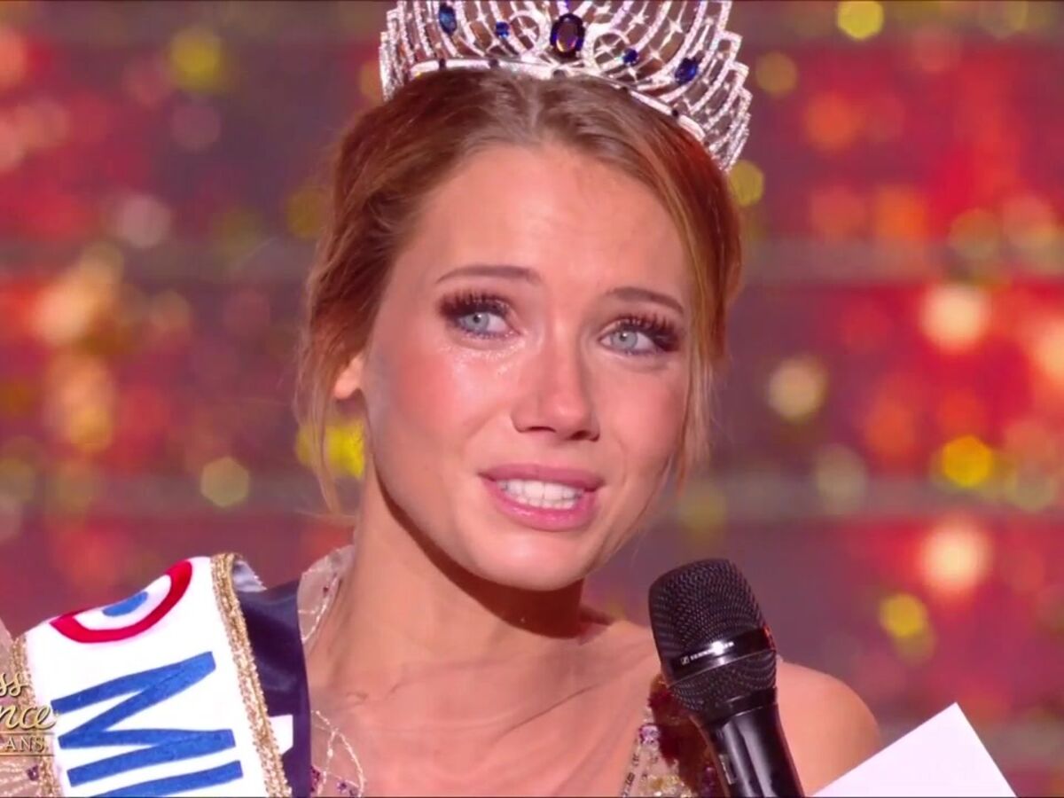 Miss France 2021 5 Choses A Savoir Sur Amandine Petit La Gagnante Femme Actuelle Le Mag