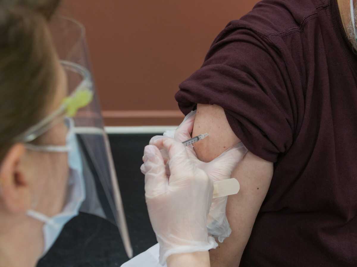 Vaccin contre la grippe : à quels effets secondaires faut-il s’attendre ?