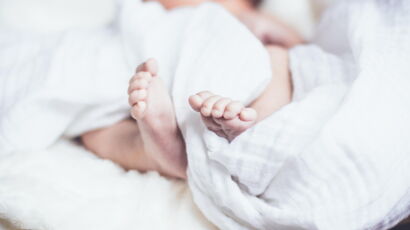 Hospitalise Un Bebe De 4 Mois Griffe Par Une Fillette De 7 Ans Femme Actuelle Le Mag Hospitalise Un Bebe De 4 Mois Griffe Par Une Fillette De 7 Ans Femme Actuelle Le Mag