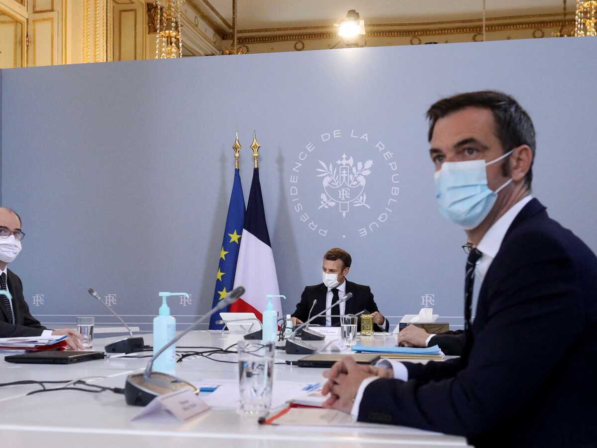 Couvre-feu national à 18h et confinement le week-end ? Cette piste envisagée par le gouvernement