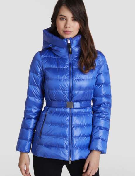 Trendy şişme ceket: kuşaklı