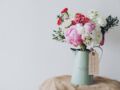5 astuces approuvées par les fleuristes pour faire durer vos bouquets de fleurs fraîches plus longtemps