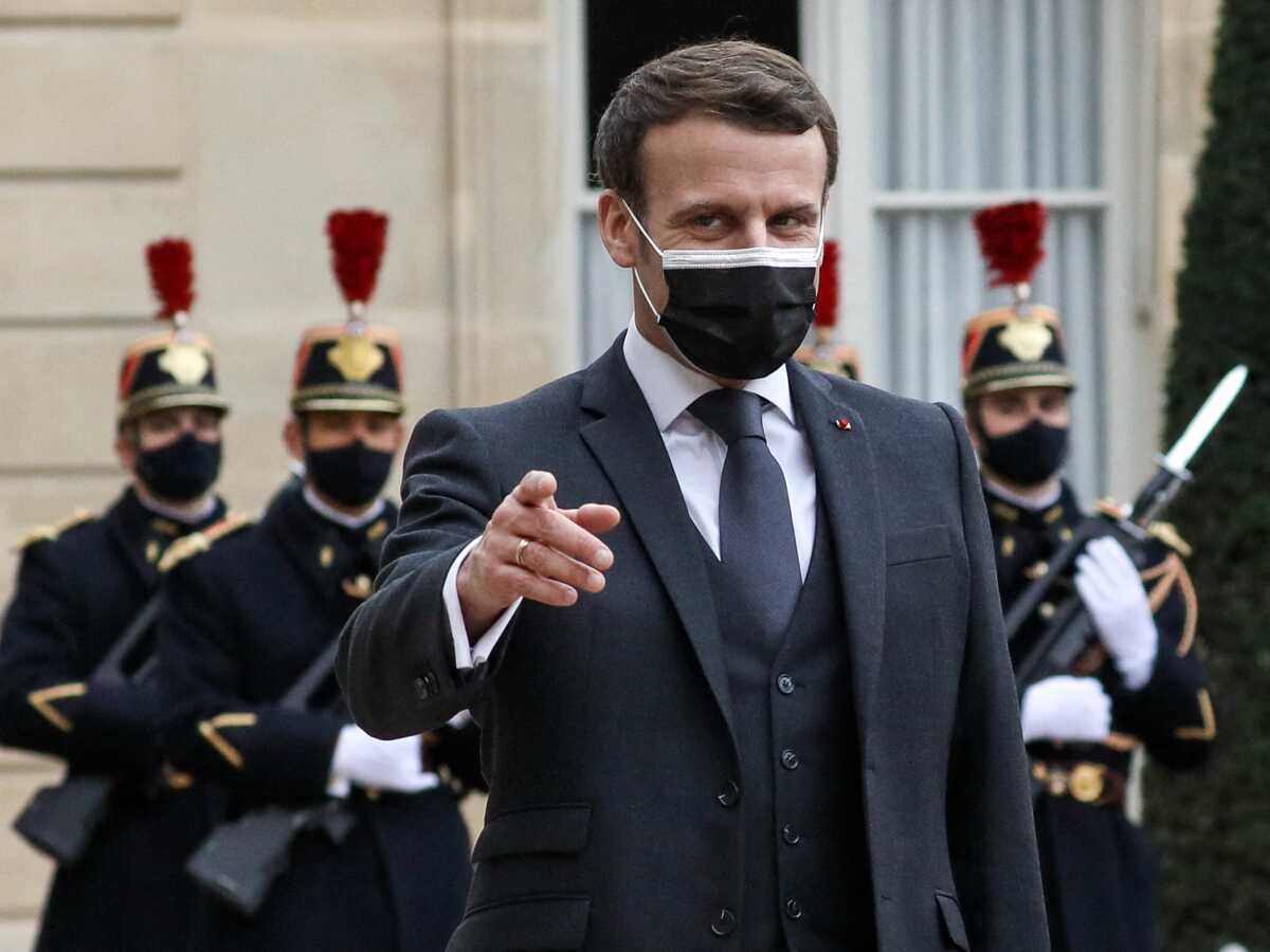 Emmanuel Macron trop obstiné ? Son ami Philippe Besson se confie sur ce défaut du Président