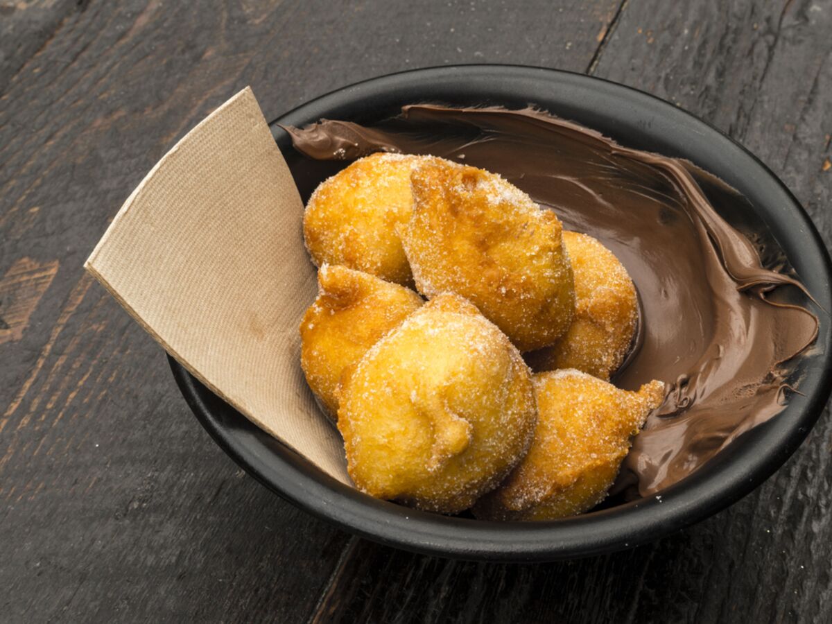 Mardi gras : Christophe Michalak partage sa recette de beignets ultra gourmands (et la pâte à tartiner pour les accompagner)