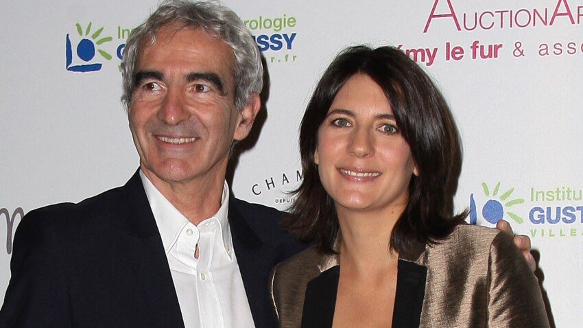 Raymond Domenech Et Estelle Denis En Froid La Bourde De Laurent Ruquier Femme Actuelle Le Mag