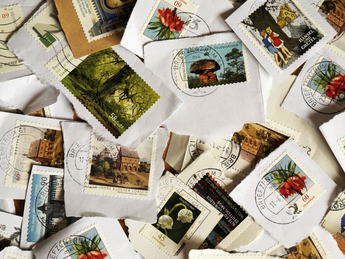 Petite histoire du timbre-poste