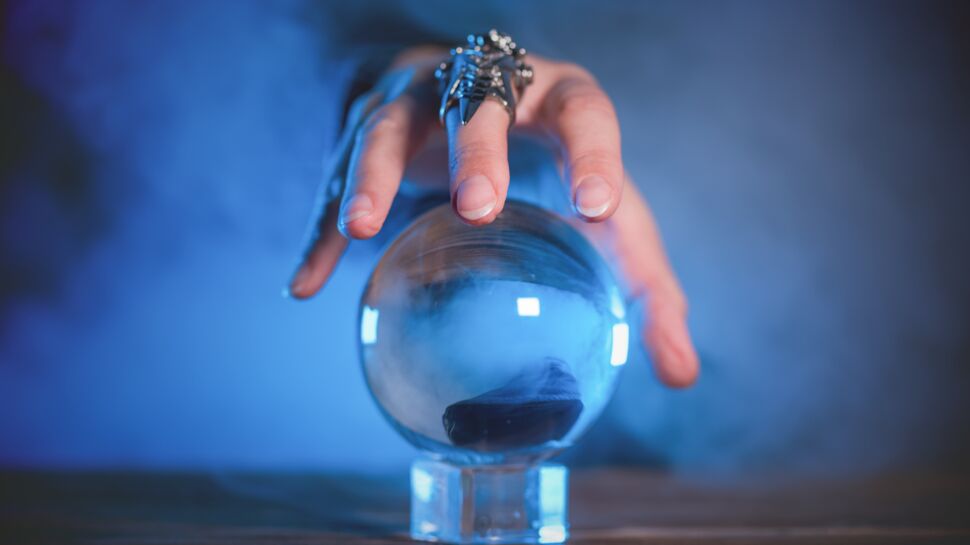 La boule de cristal répond à toutes vos questions 🤫