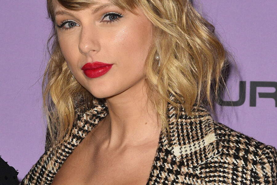 Cheveux bouclés : 20 idées pour les coiffer en 2021 - Femme Actuelle