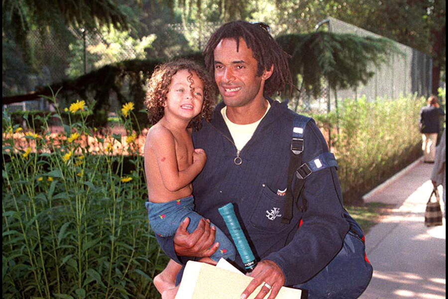 yannick-noah-d-couvrez-ses-5-enfants-femme-actuelle