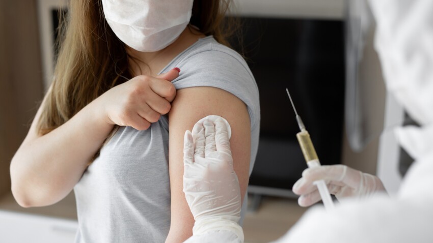 Vaccin Contre La Covid 19 Comment Soulager Les Effets Secondaires Courants Femme Actuelle Le Mag