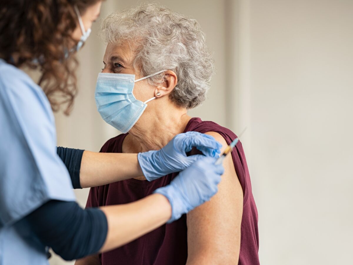 Covid-19 : qui peut se faire vacciner par son médecin généraliste et comment cela se passe ?