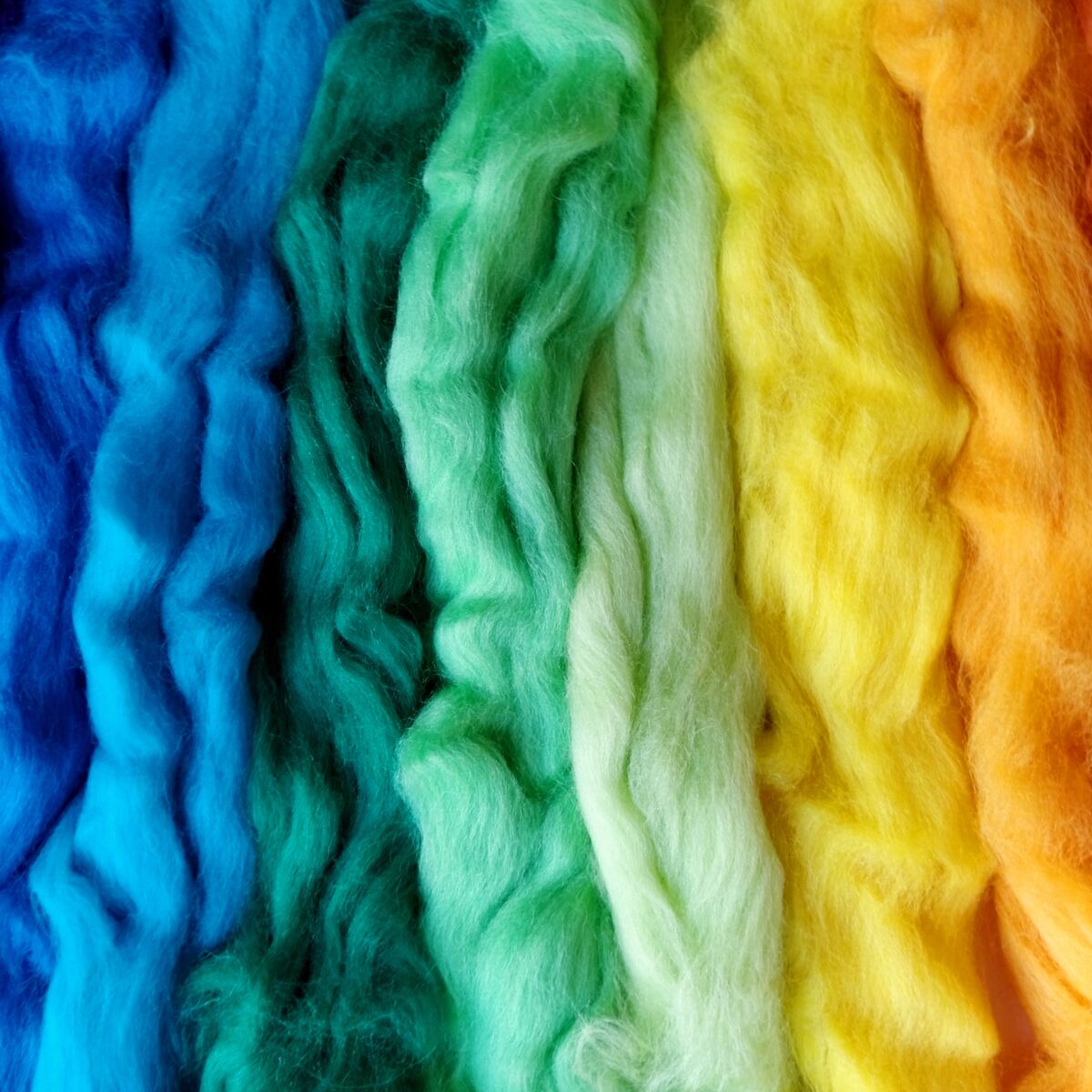Nos super astuces pour teindre la laine sans l'abîmer : Femme Actuelle Le  MAG