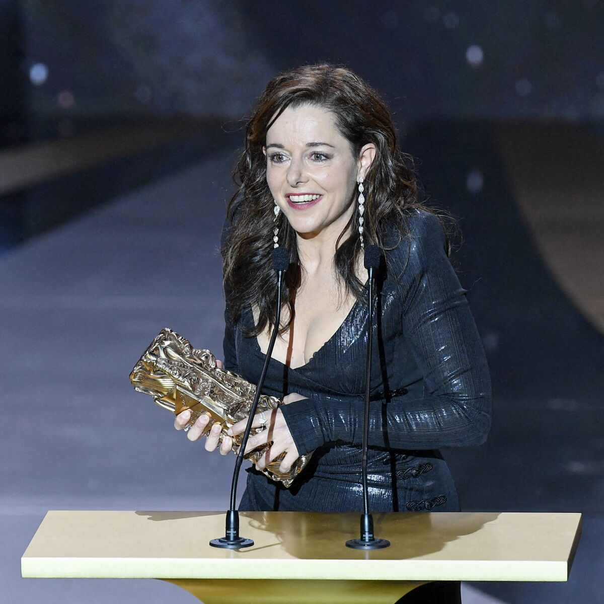 Cesar 21 Laure Calamy Meilleure Actrice Est Partie Juste Apres Avoir Recu Son Prix Femme Actuelle Le Mag