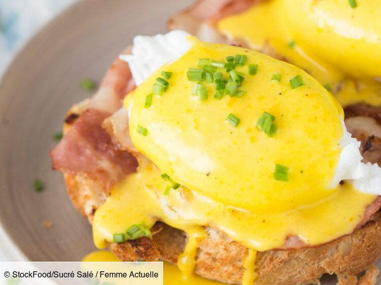 Oeufs Bénédictine au saumon fumé et hollandaise à l'estragon