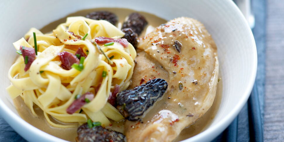 Légumes Pour Accompagner Un Poulet Aux Morilles Suprêmes de poulet aux morilles facile et rapide : découvrez les