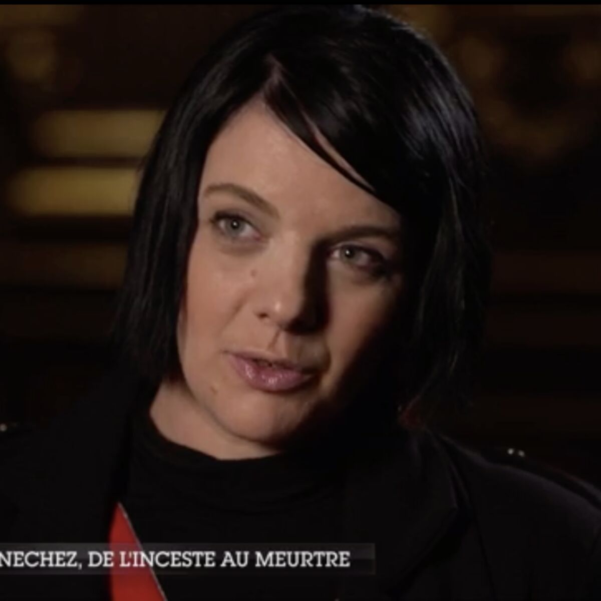 Affaire Mannechez Un Monstre Dans La Famille Sept à Huit" : "Des incestes heureux" ? La toile terrifiée par le calvaire  subi par Betty Mannechez : Femme Actuelle Le MAG