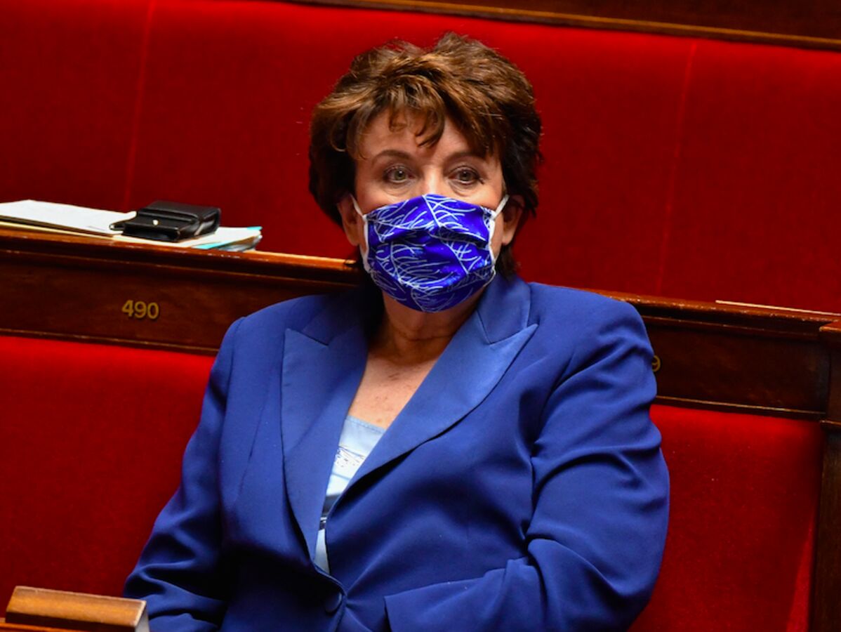 Roselyne Bachelot hospitalisée : la ministre a été placée sous oxygénothérapie renforcée