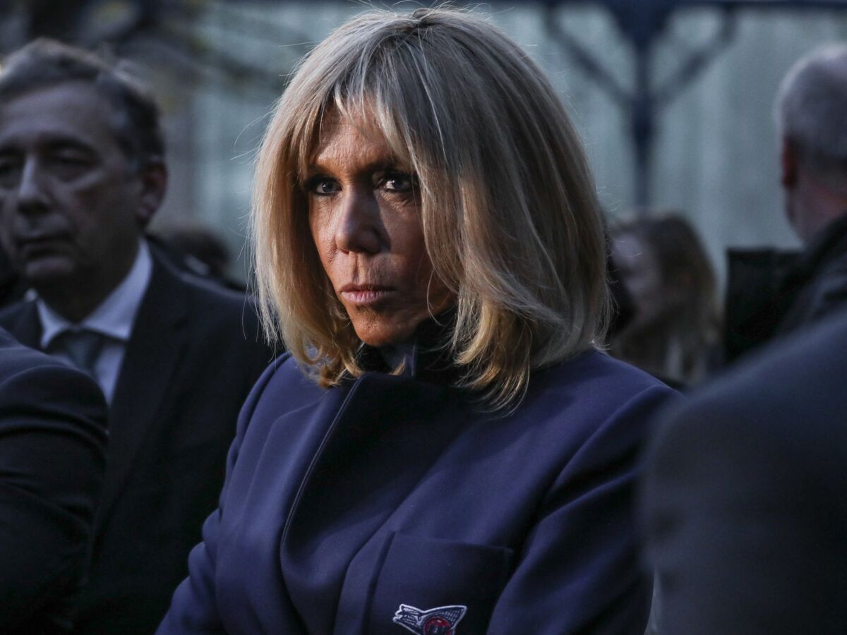 Brigitte Macron en promenade avec son chien : itinéraire d'un Nemo gâté