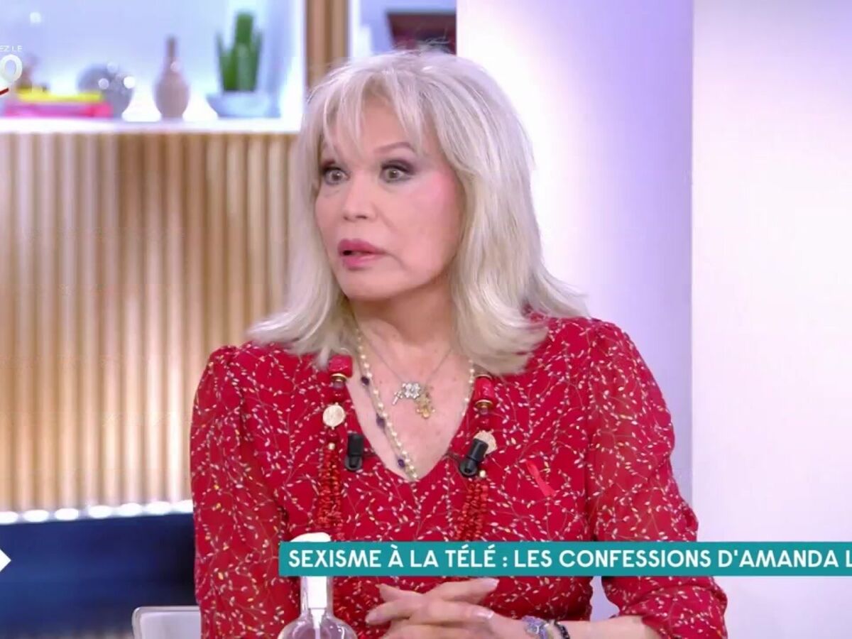 Amanda Lear : cette remarque sexiste de Salvador Dali qui l’a révoltée (vidéo)