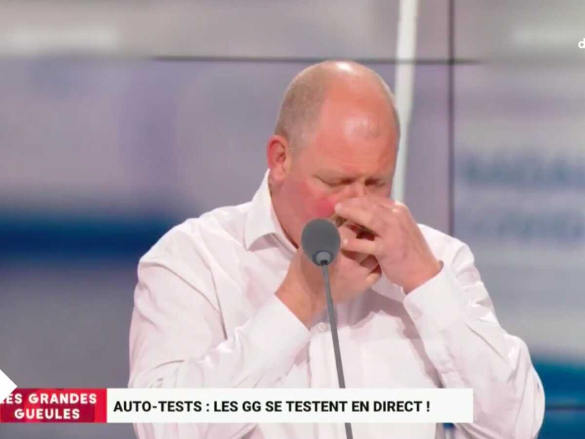 VIDEO - Les Grandes Gueules : les sociétaires réalisent des autotests en direct… les images insolites dévoilées