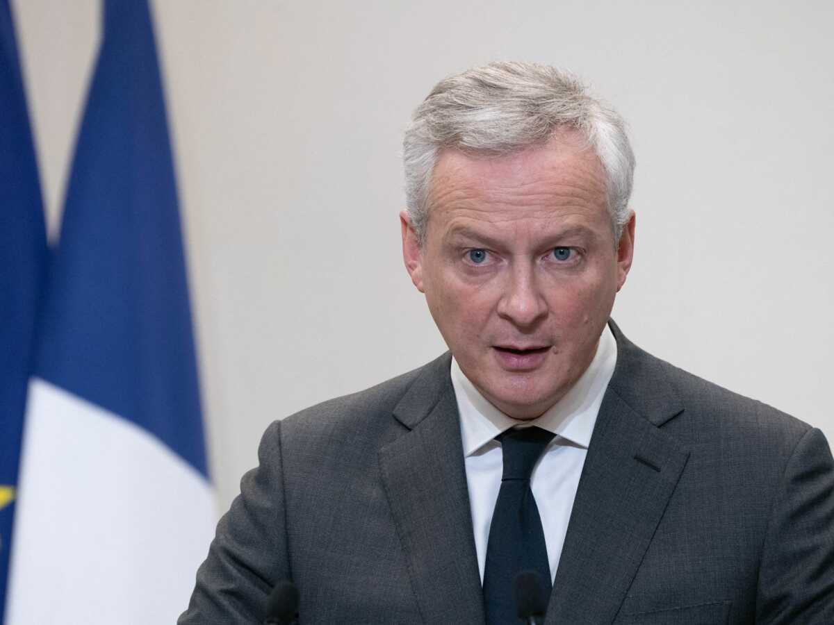 Covid-19 : Bruno Le Maire sème le doute sur la réouverture des bars et des terrasses prévue pour le 15 mai 2021