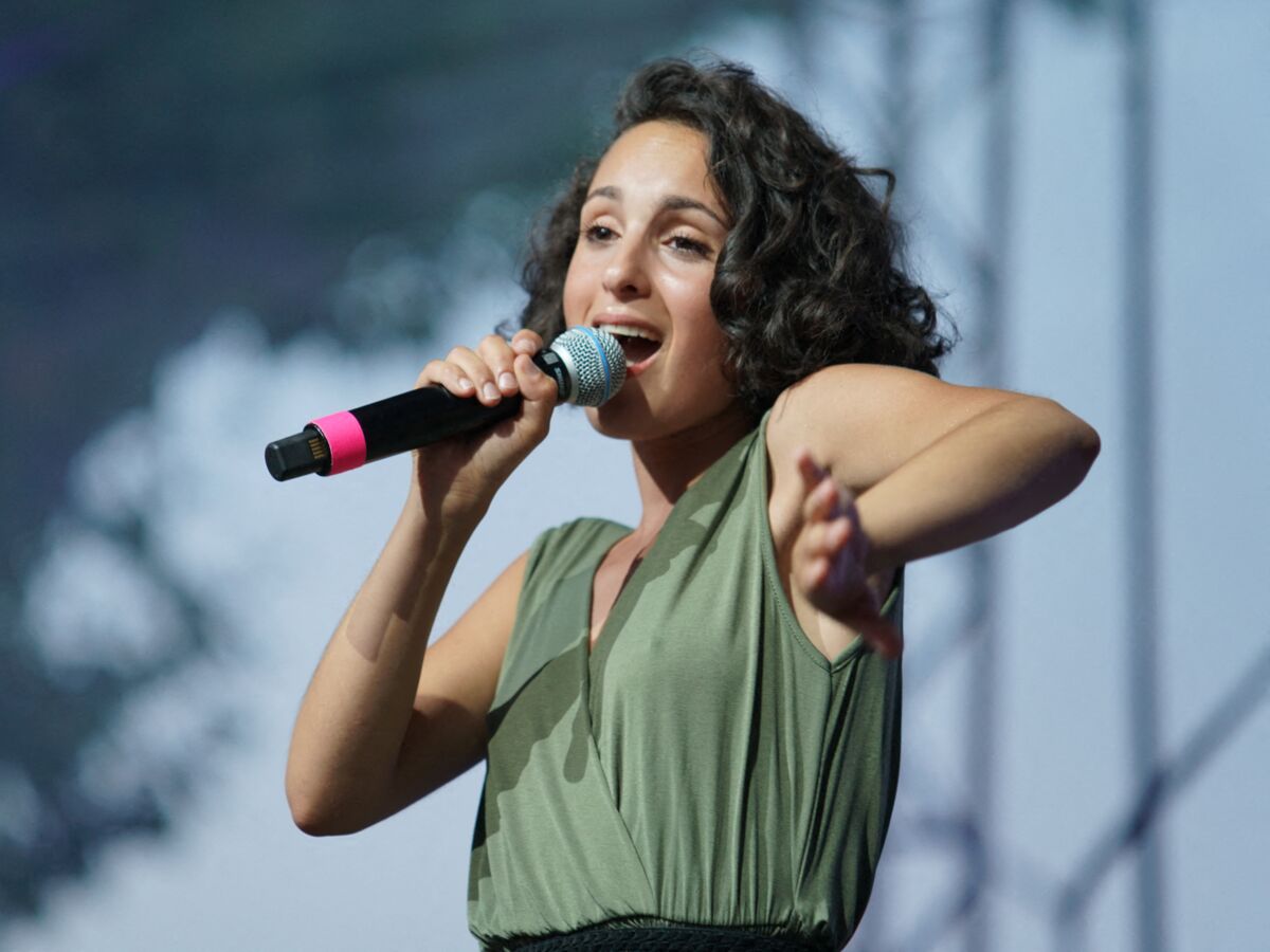 Son Compagnon Barbara Pravi Compagnon Barbara Pravi (Eurovision 2021) : ce problème de santé qui l'a contrainte à  avorter trois fois : Femme Actuelle Le MAG